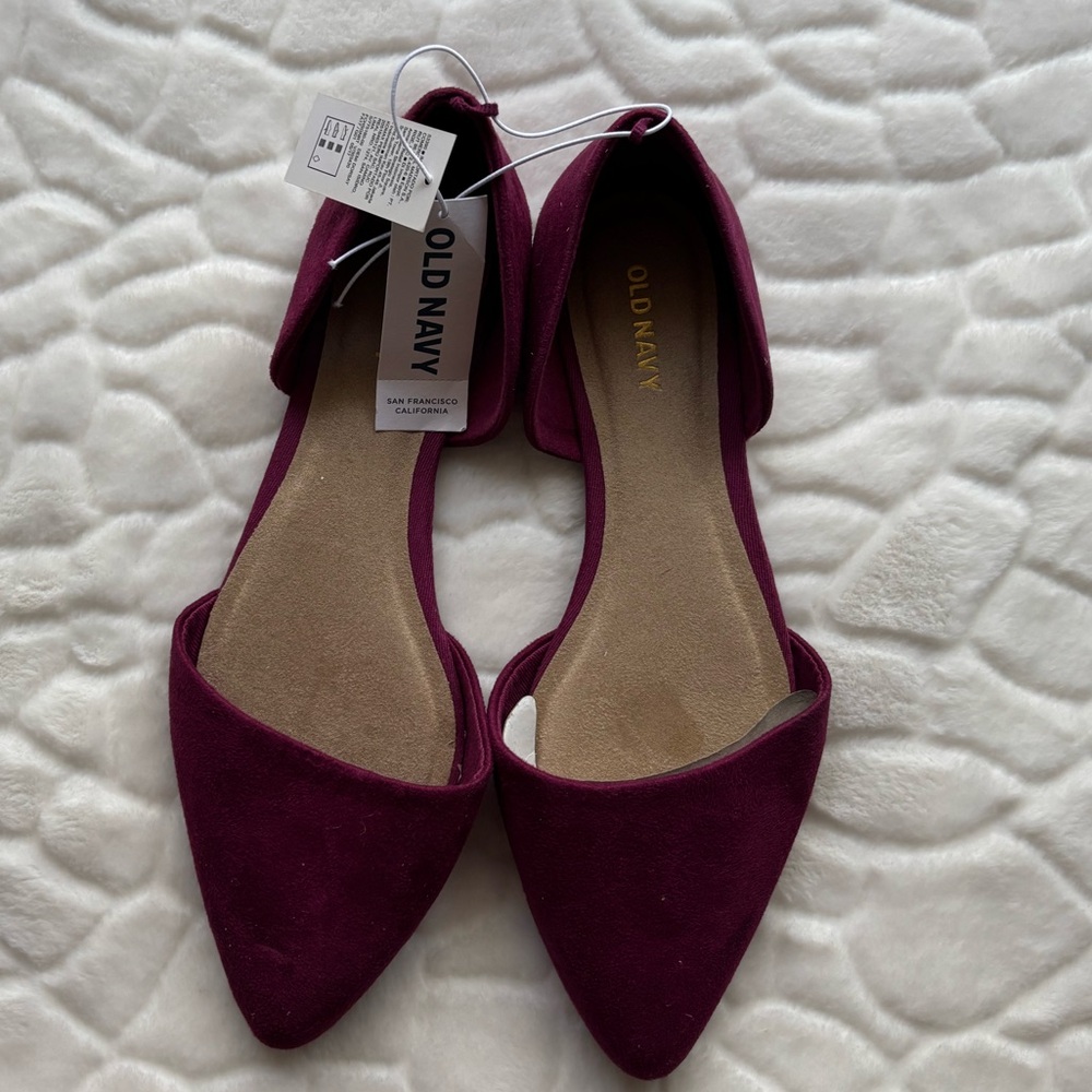 Old Navy Pointy-Toe D'Orsay Flats For Women - Picture 2 of 9